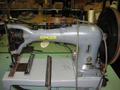 Singer 7 class Model #7-34 gray Heavy Duty, with reverse feed